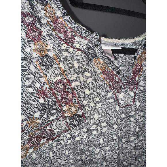 Knox Rose Printed Embroidered Flowy Lightweight Top - Picture 5 of 5